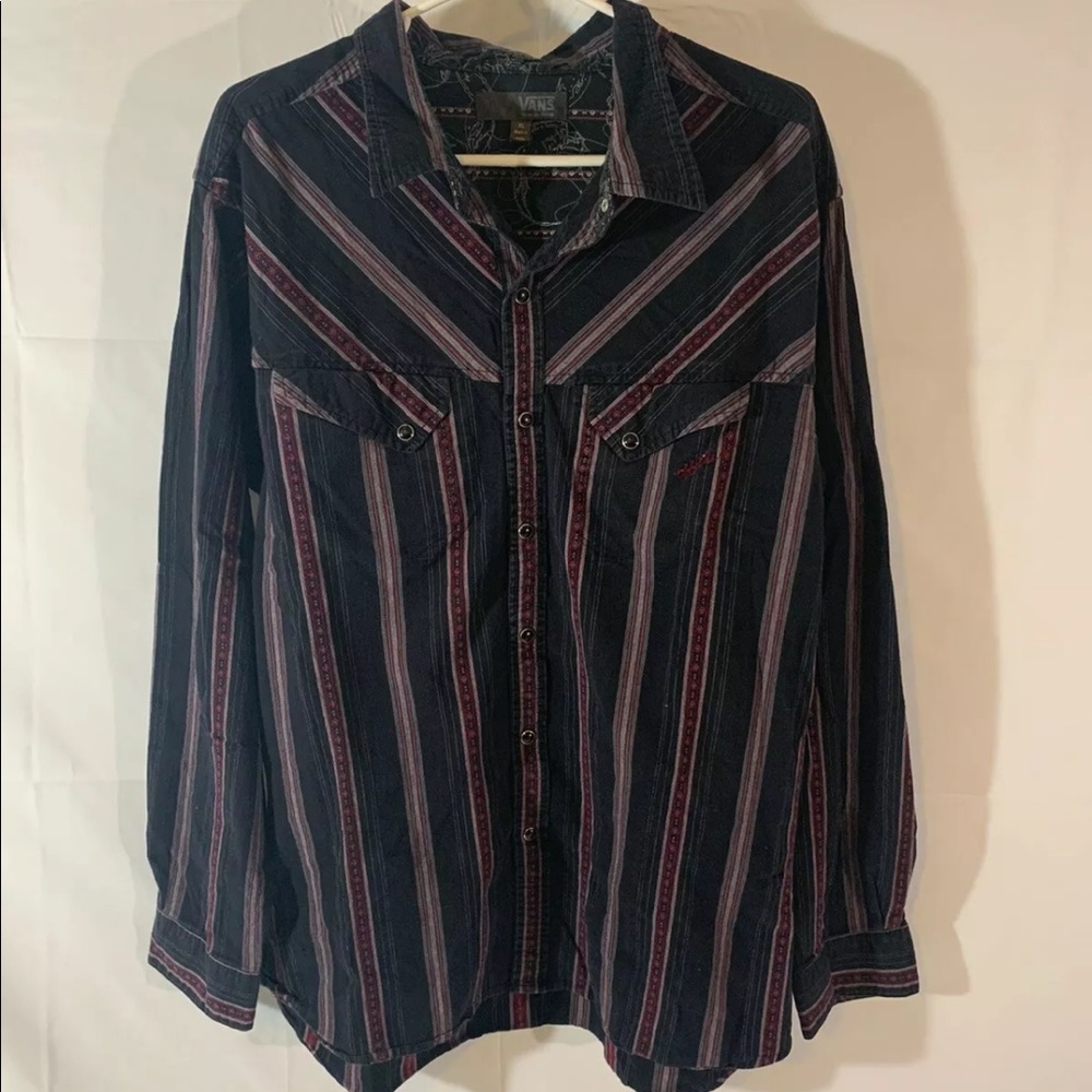 Vans Mens long sleeve button down shirt black/red